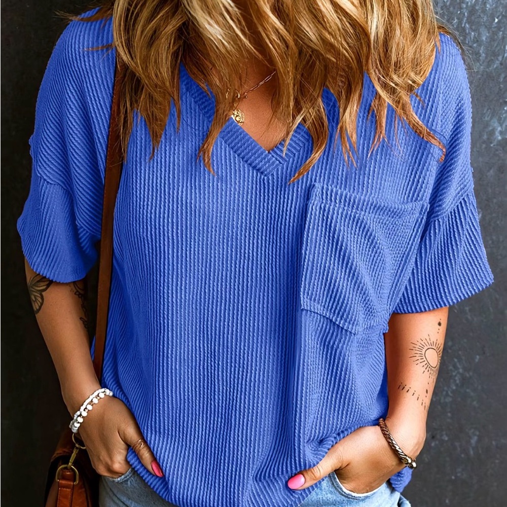 Women’s Ribbed V-Neck Pocket Top - Royal Blue